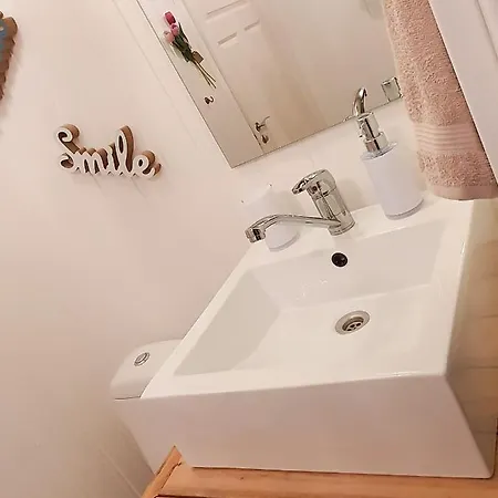 Aline's Stue, Utskarpen Fuglstad