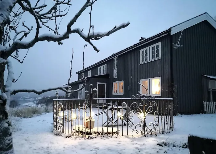 Aline's Stue Utskarpen, Mo I Rana * Fuglstad