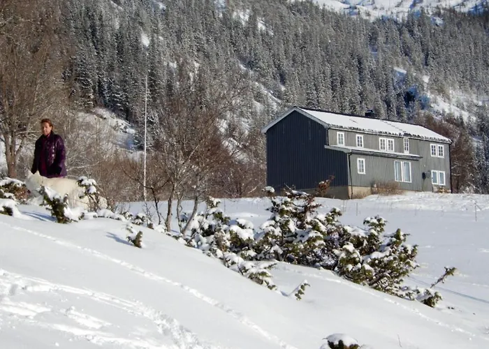 Aline's Stue, Utskarpen Bed & Breakfast Fuglstad